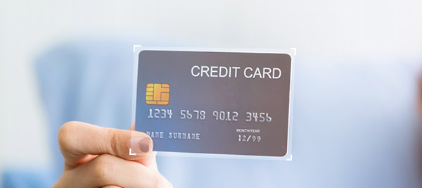 Reconnaissance des cartes bancaires de tous types, nationales et internationales.